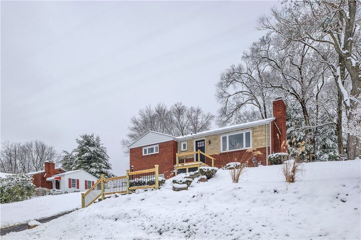 Property Photo: 5922 Wallace Ave PA 15102