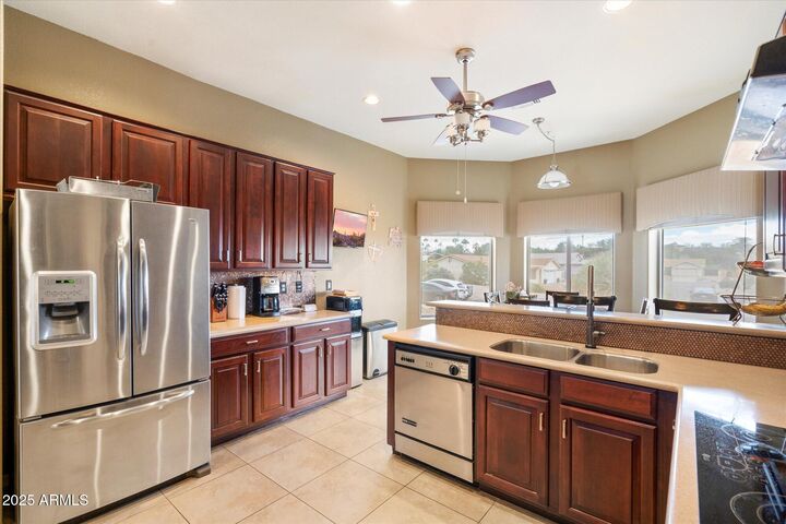 Property Photo:  14601 N Dickens Court  AZ 85268 