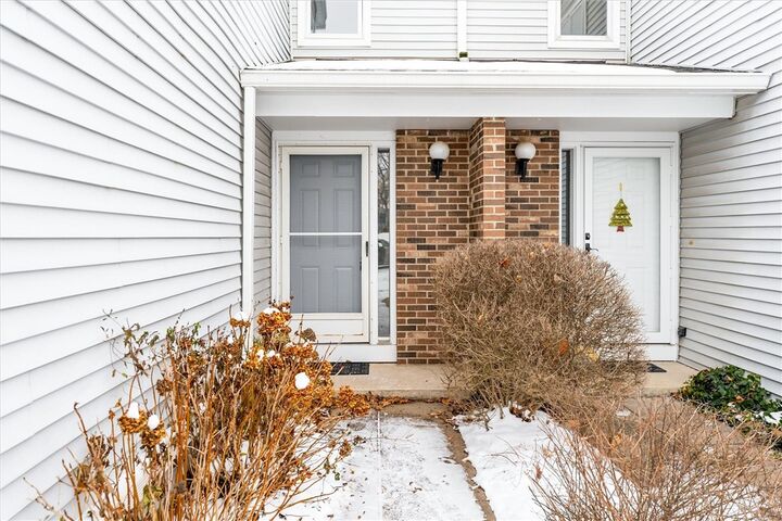 Property Photo: 200 Southwick Court NY 14623