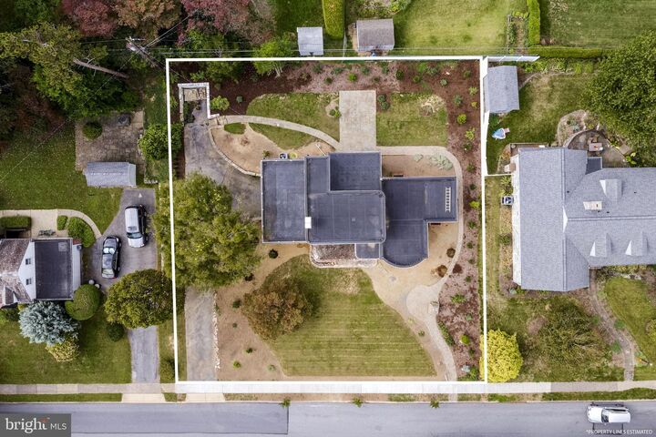 Property Photo: 429 Devon Terrace PA 19607