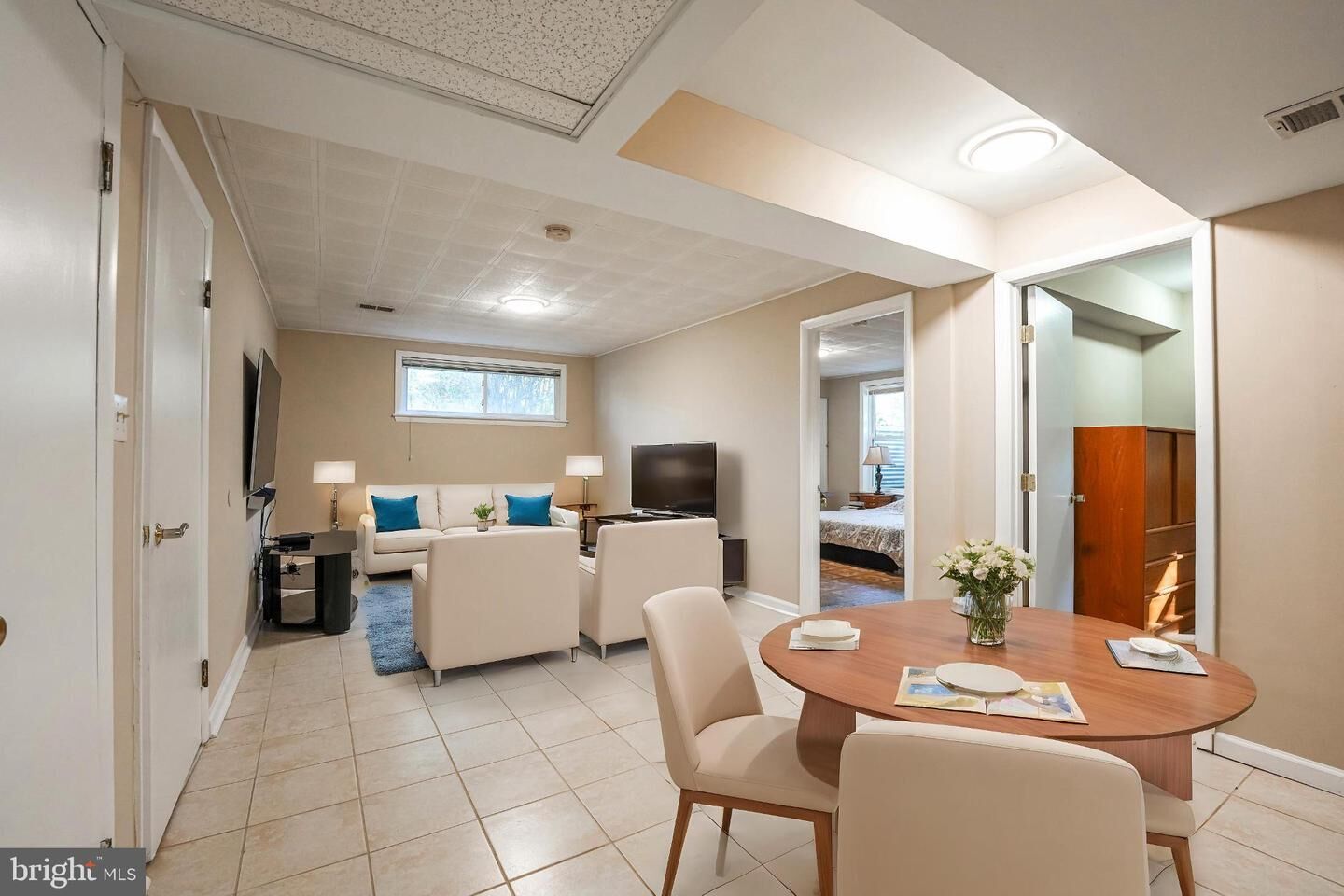 Property Photo: 6809 Weaver Avenue B VA 22101