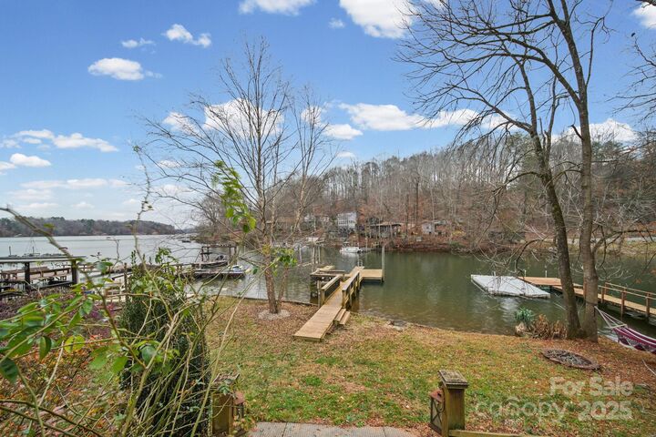 Property Photo: 4333 Son Lawing Drive NC 28610