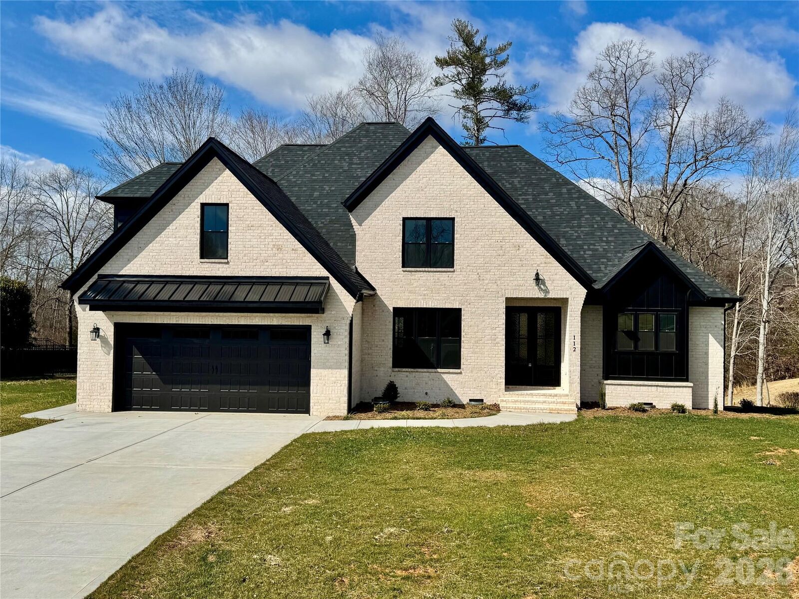 Property Photo: 112 Wexford Pointe 5 NC 28601