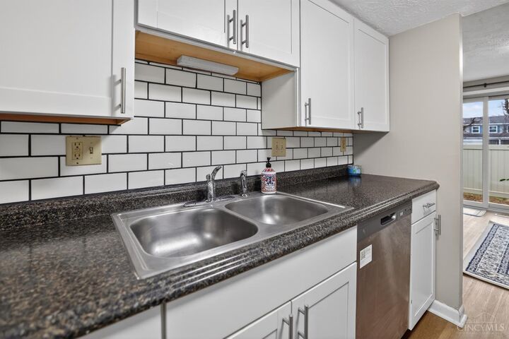 Property Photo: 305 Bainbridge Court OH 45040