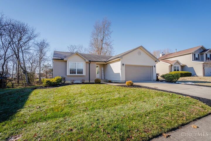 Property Photo: 9 Eagle Court OH 45102