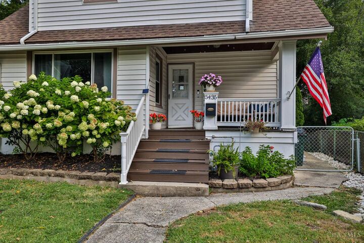 Property Photo:  5435 Roseland Mound  OH 45212 