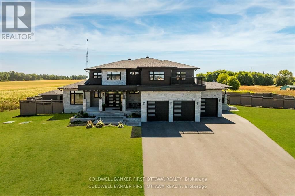 Photo de la propriété: 5758 Fernbank Road ON K2S 1B6