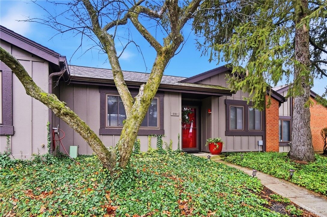 Property Photo:  6161 Quinella Way  OH 45459 