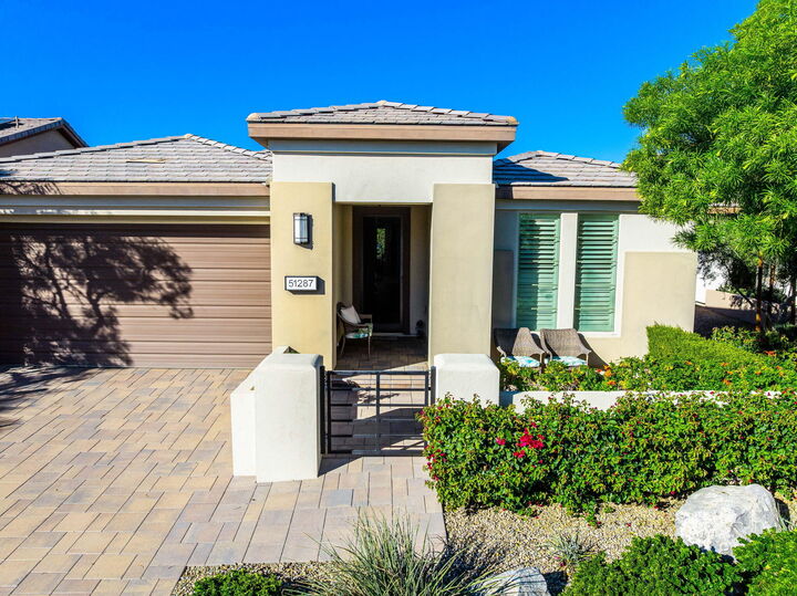 Property Photo:  51287 Longmeadow Street  CA 92201 