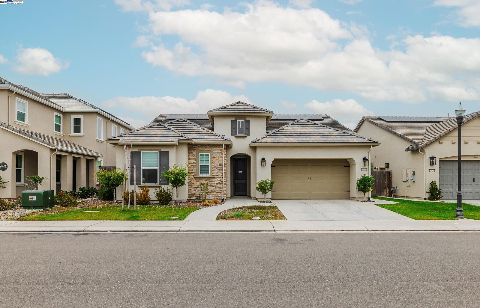 Property Photo:  2929 Cammie Ln  CA 95242 