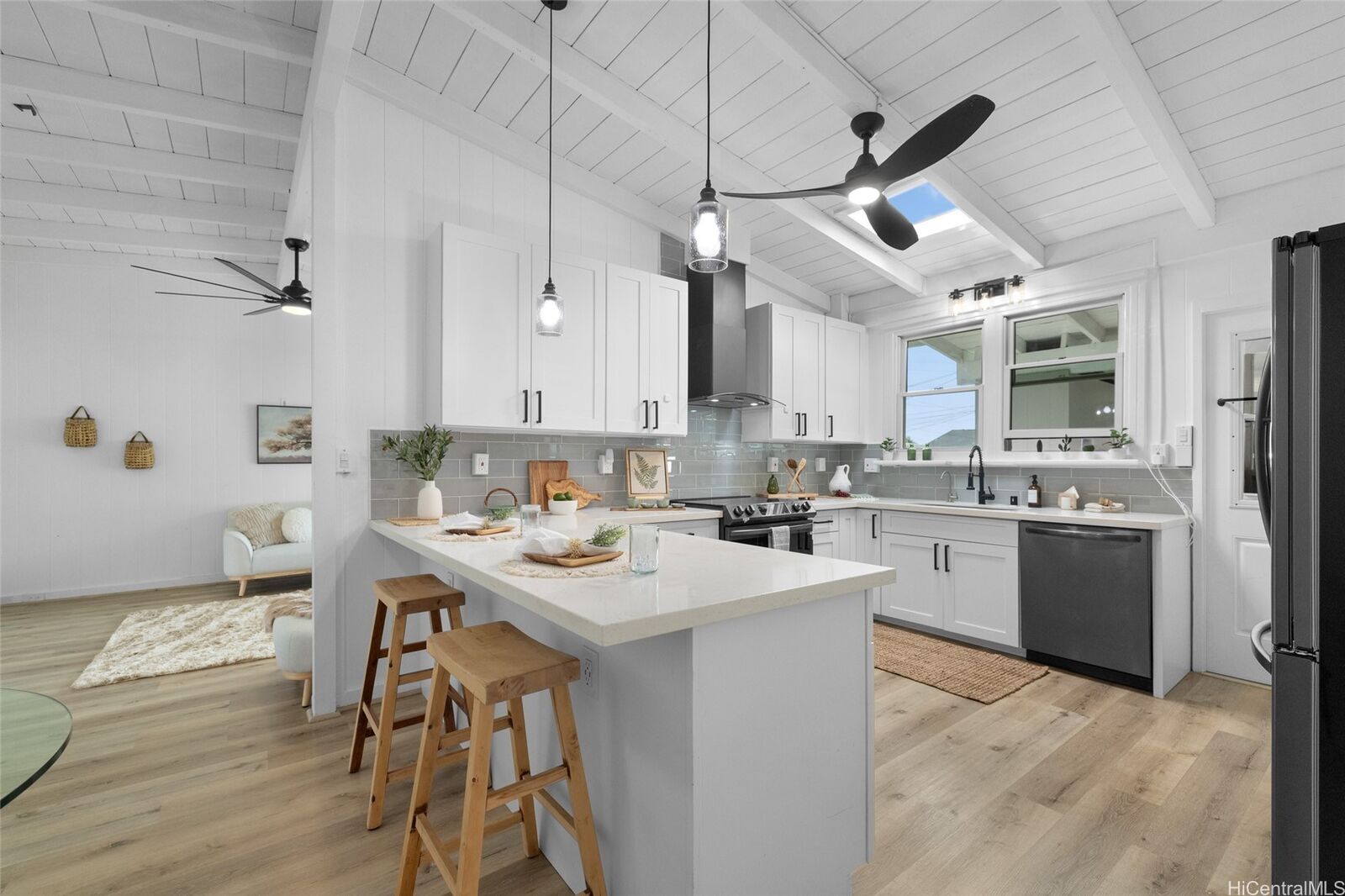 Property Photo:  3175 Poelua Place  HI 96822 