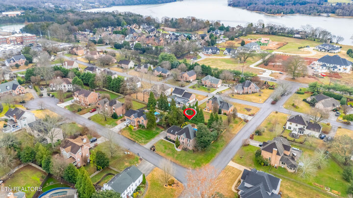 Property Photo: 9820 Gentian Lane TN 37922