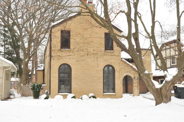 Property Photo:  156 N 87th St  WI 53226 