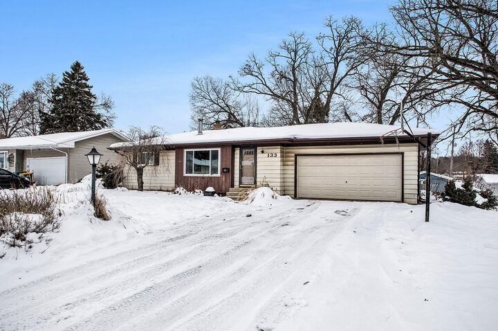 Property Photo: 133 Country Club Terrace MI 49015