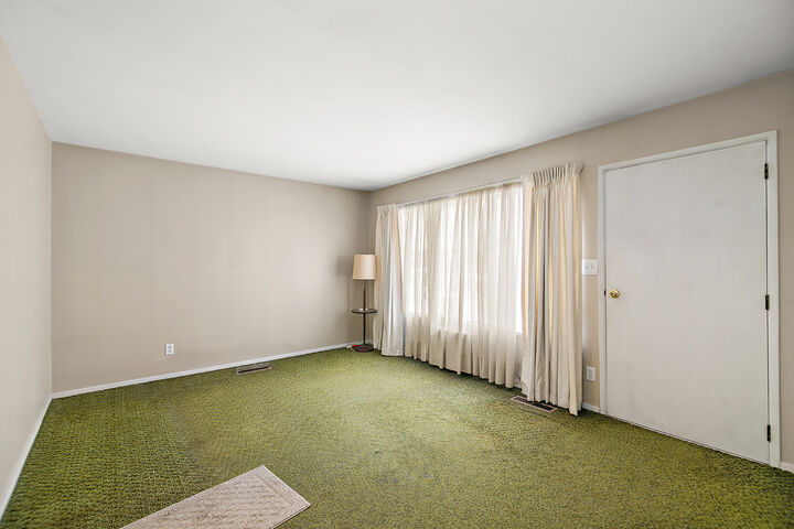 Property Photo:  219 S Hillcrest Avenue  IL 60901 