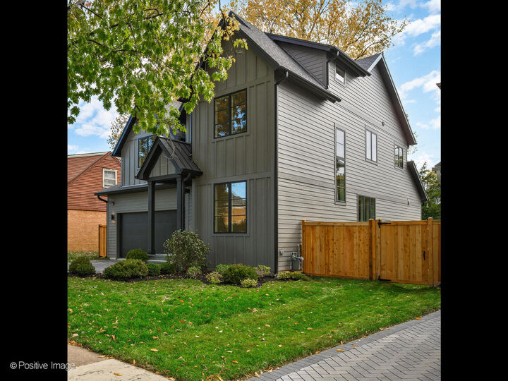 Property Photo:  1917 Washington Avenue  IL 60091 