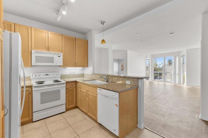 Property Photo:  330 J Street 402  CA 92101 