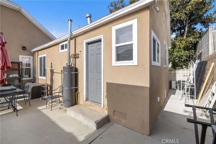 Property Photo:  768 N Alexandria  CA 90029 