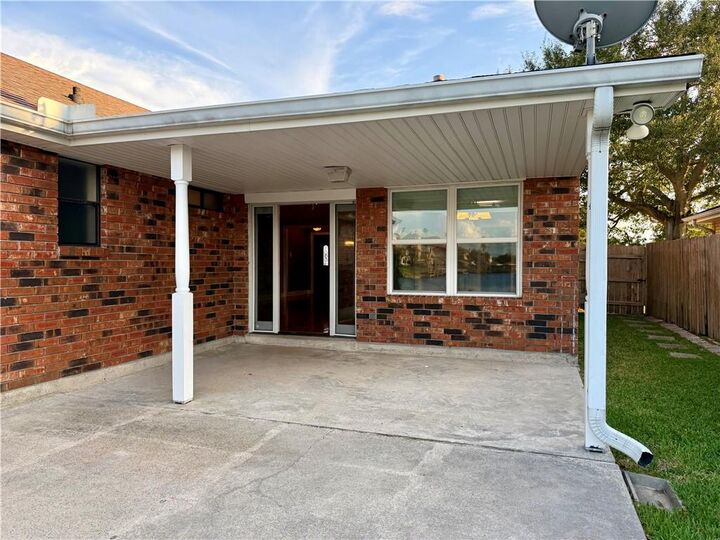 Property Photo: 424 Eden Isles Boulevard LA 70458