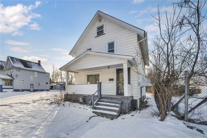 Property Photo: 14208 Jenne Avenue OH 44110