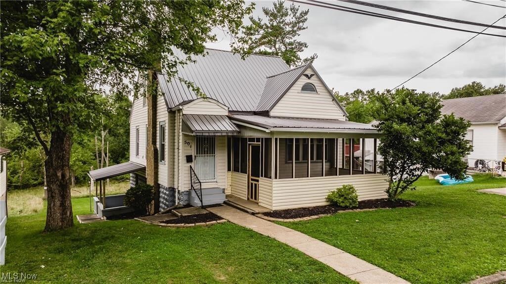 Property Photo: 501 Putnam Street WV 26101