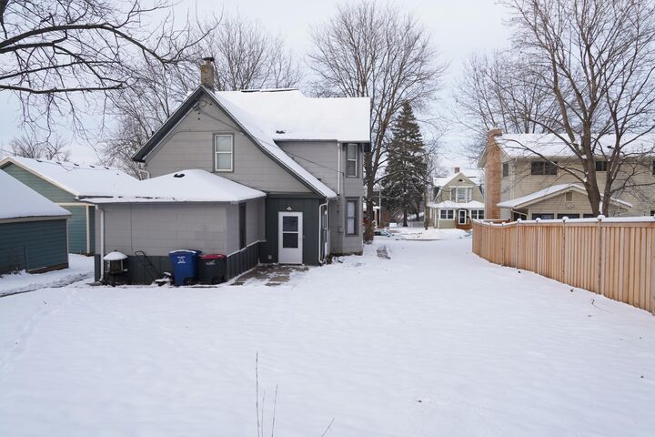 Property Photo:  1227 W 4th Street  MN 55066 