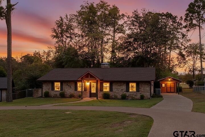 Property Photo:  213 Treetop Lane  TX 75771 