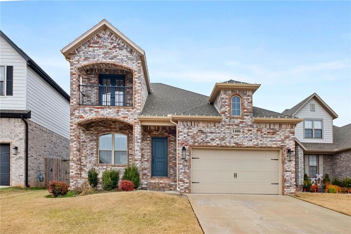 Property Photo:  1406 Park Street  AR 72745 