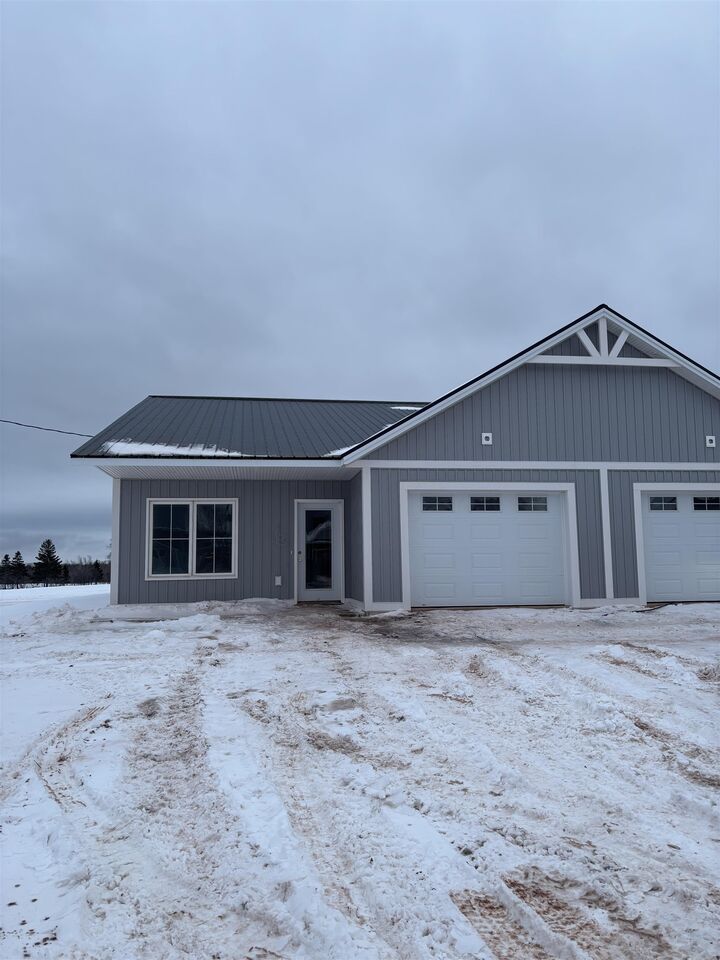 Property Photo: 122 Wendell-Gallant Road PE C0B 2E0