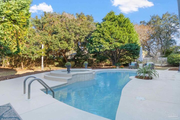 Property Photo:  1196 Mary Lou Ln  FL 32563 