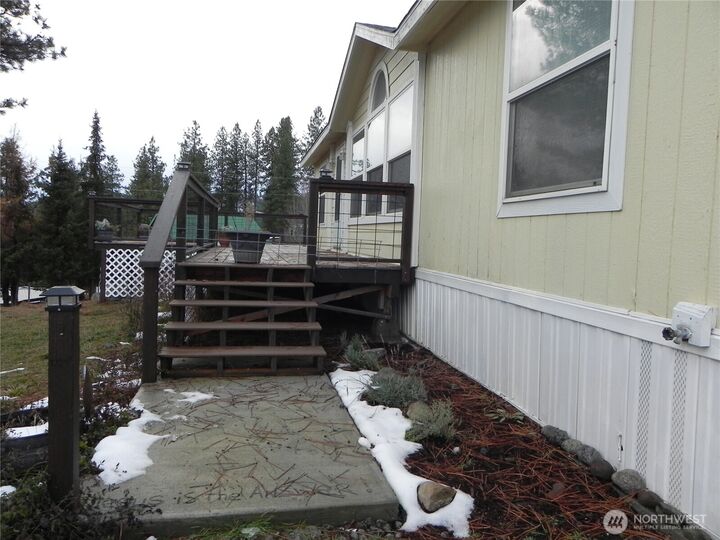 Property Photo: 230 Silver Street WA 99166