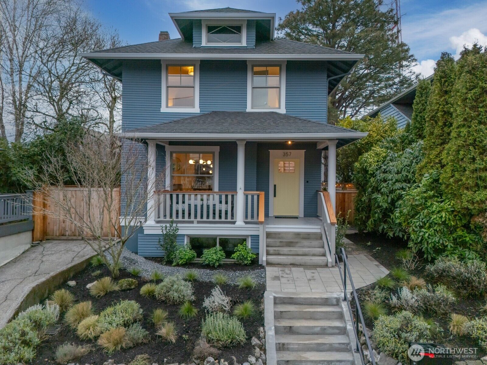 Property Photo:  357  Garfield Street  WA 98109 