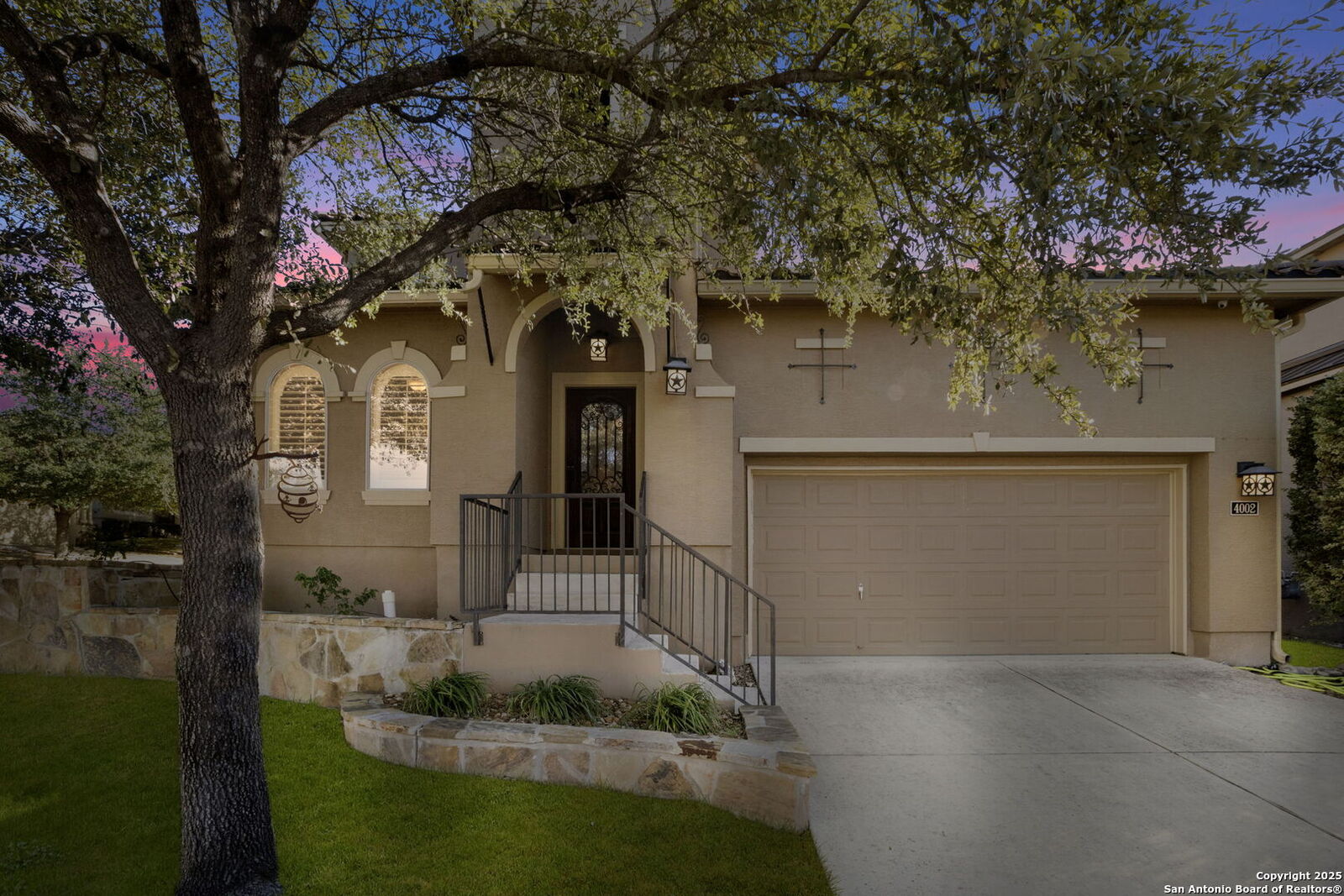 Property Photo:  4002 Calle De Cobre  TX 78257 