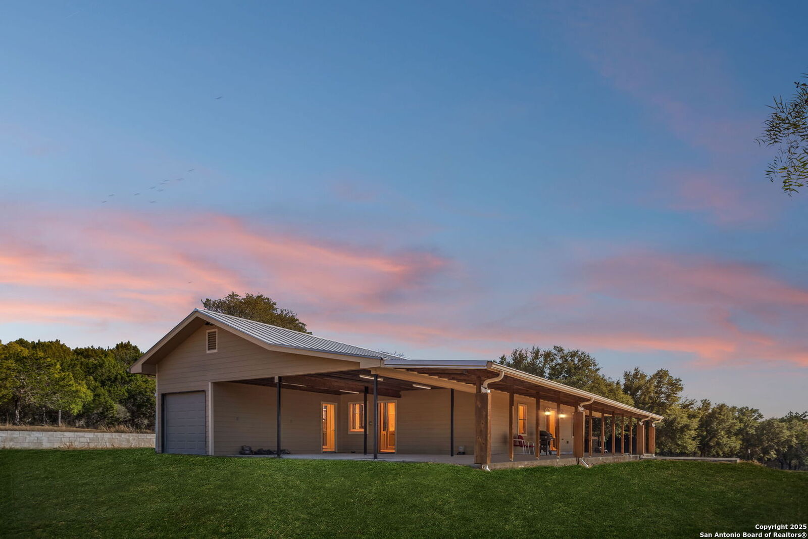 Property Photo:  383 Elm Pass Ii  TX 78010 