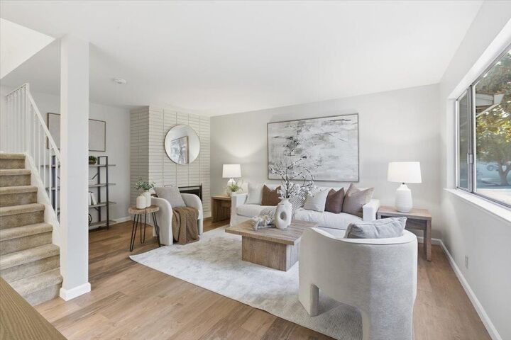 Property Photo: 1542 Canna Court CA 94043