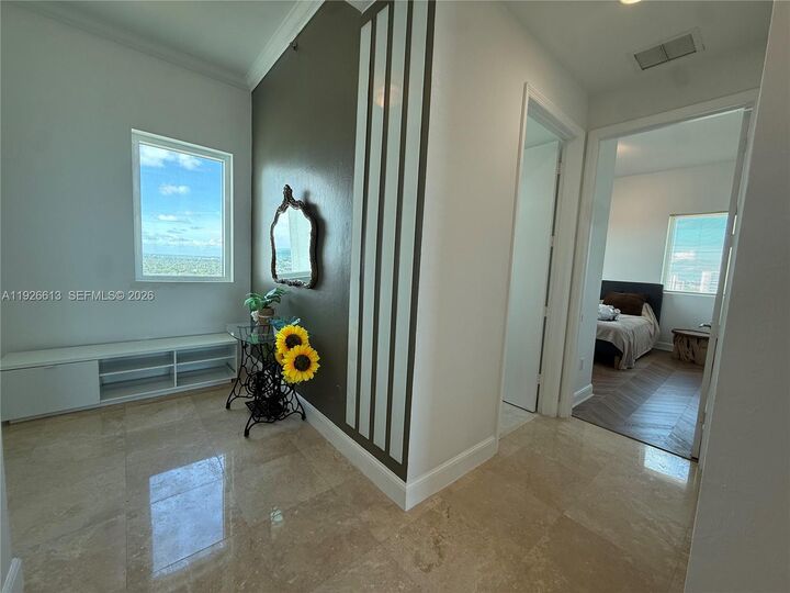 Property Photo:  15051 Royal Oaks Ln 2601  FL 33181 