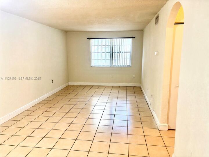 Property Photo: 17255 SW 95th Ave 150 FL 33157