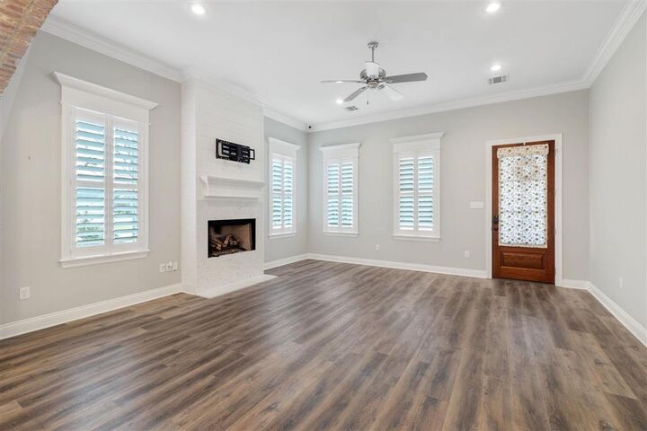 Property Photo: 6539 White Oleander Circle LA 70605