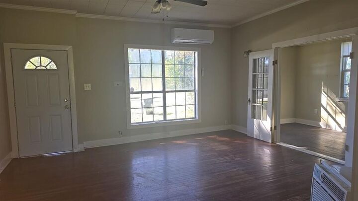 Property Photo: 1915 5th Street LA 70601