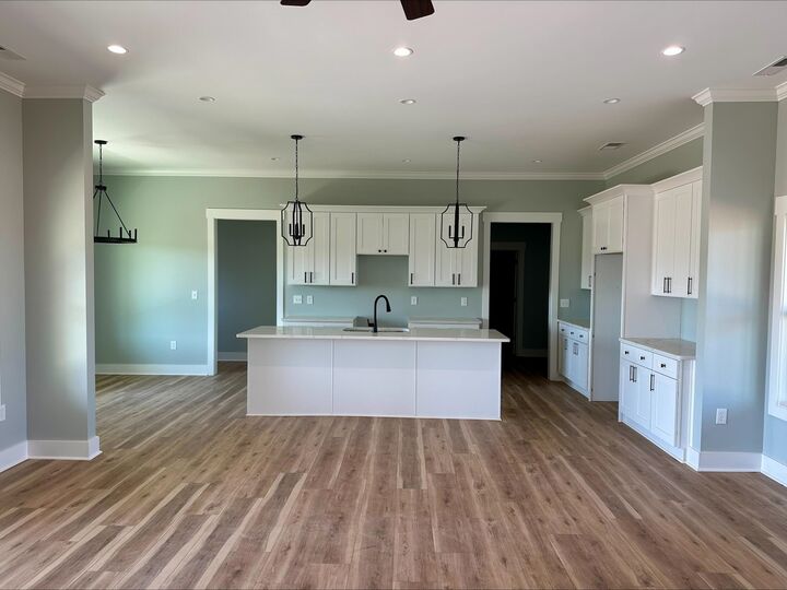 Property Photo: 100 Hummingbird Way AL 35645