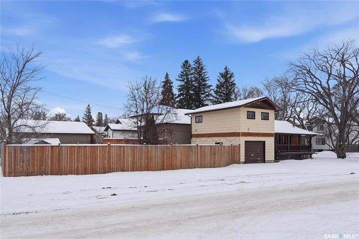 Photo de la propriété: 901 6th Street E SK S7H 1C8