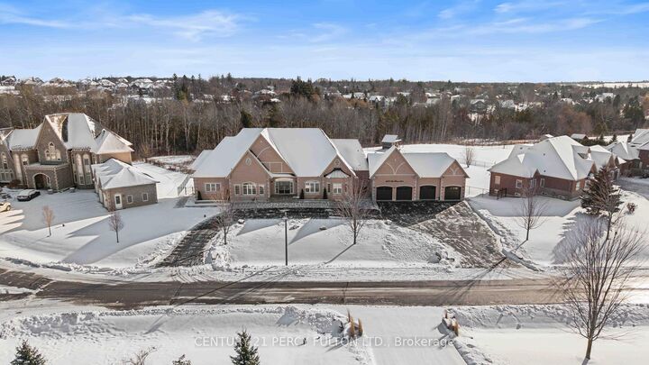 Photo de la propriété:  5121 Tom Thomson Court  ON L1Y 0A1 