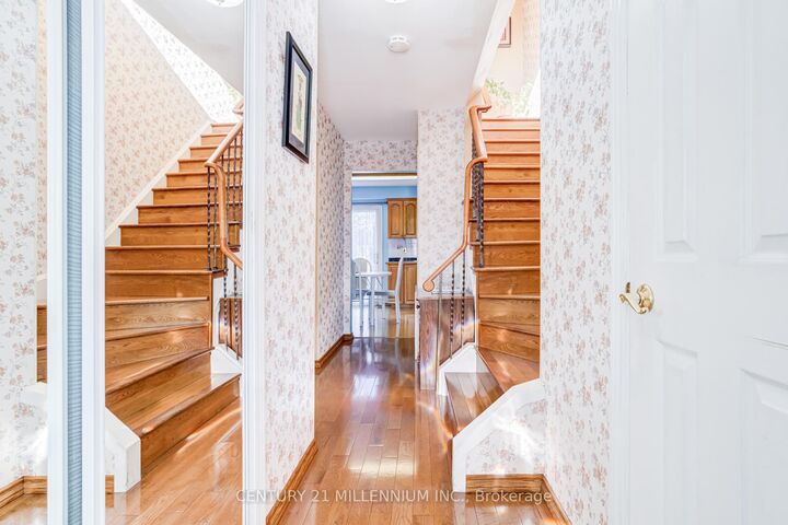 Property Photo: 20 Peelton Heights Road ON L6Y 2J2