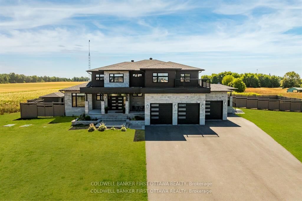 Photo de la propriété: 5758 Fernbank Road ON K2S 1B6