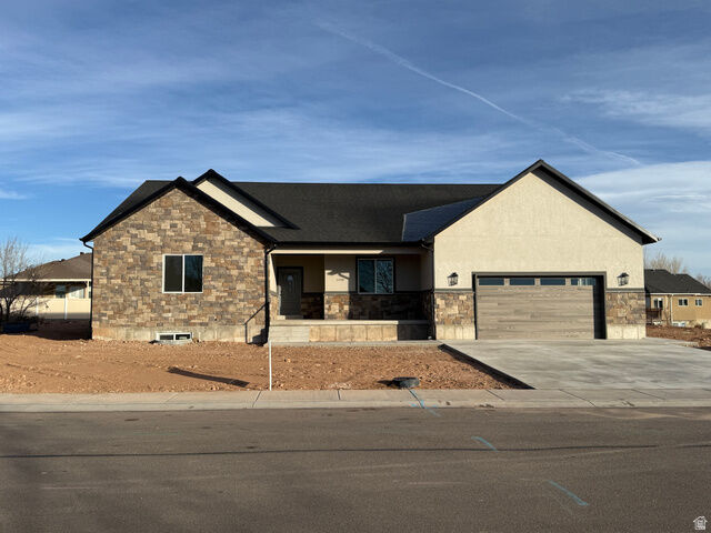 Property Photo: 1198 W Grayhawk Loop UT 84066