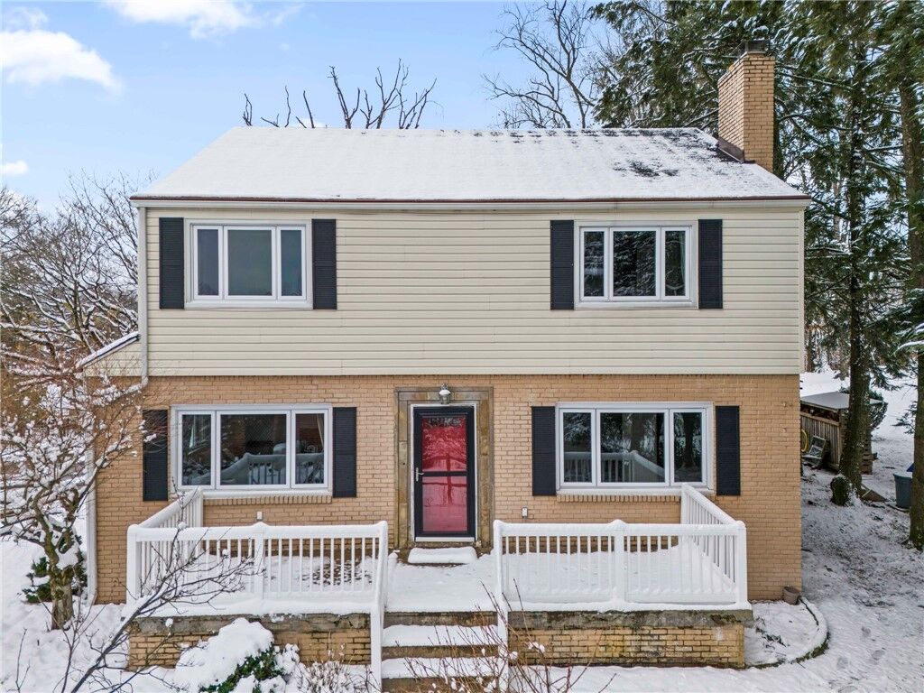 Property Photo: 4712 Carriage Drive PA 15236