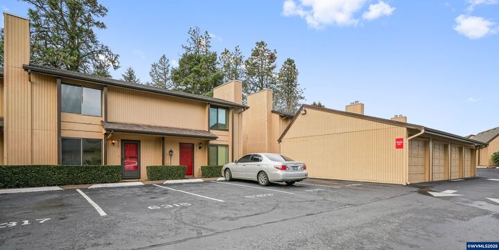 Property Photo:  6315 Fairway Av SE  OR 97306 