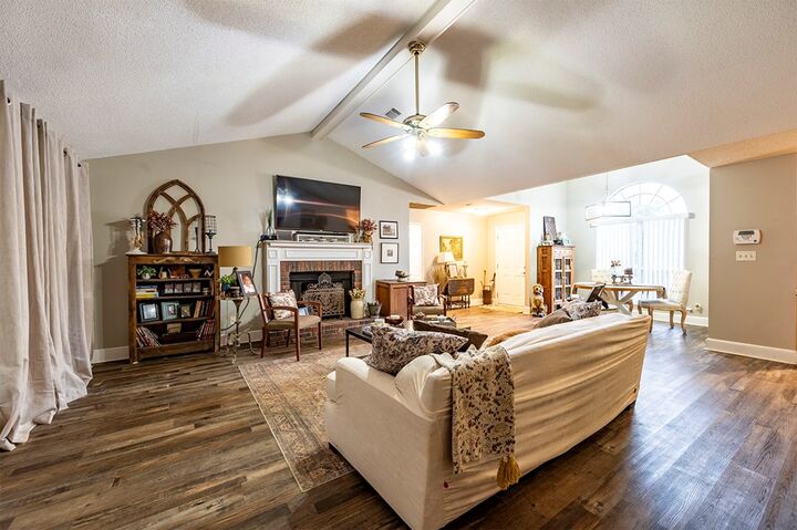 Property Photo:  189 Mayfield Drive  GA 31763 