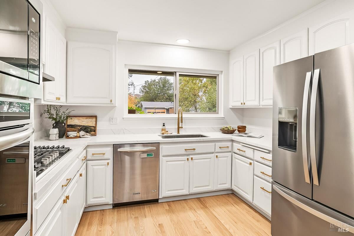 Property Photo: 59 Trellis Drive CA 94903