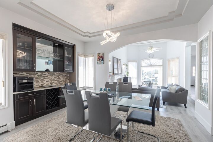 8298 151A Street — photo 1